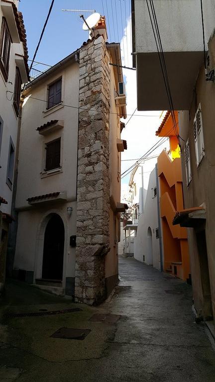Old Town Baska Apartman Kültér fotó